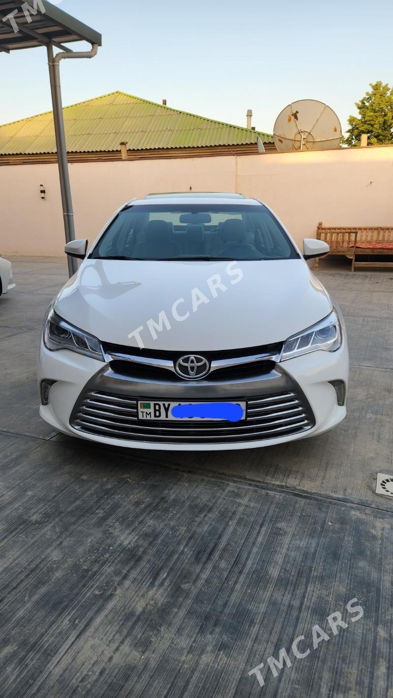 Toyota Camry 2017 - 345 000 TMT - Кëши - img 2