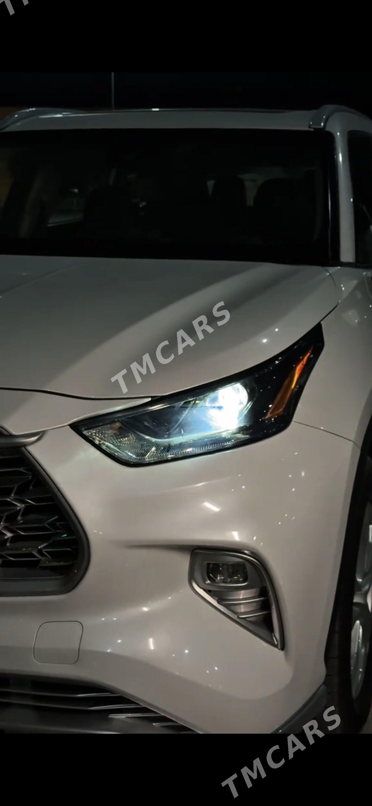 Toyota Highlander 2022 - 600 000 TMT - Ашхабад - img 10