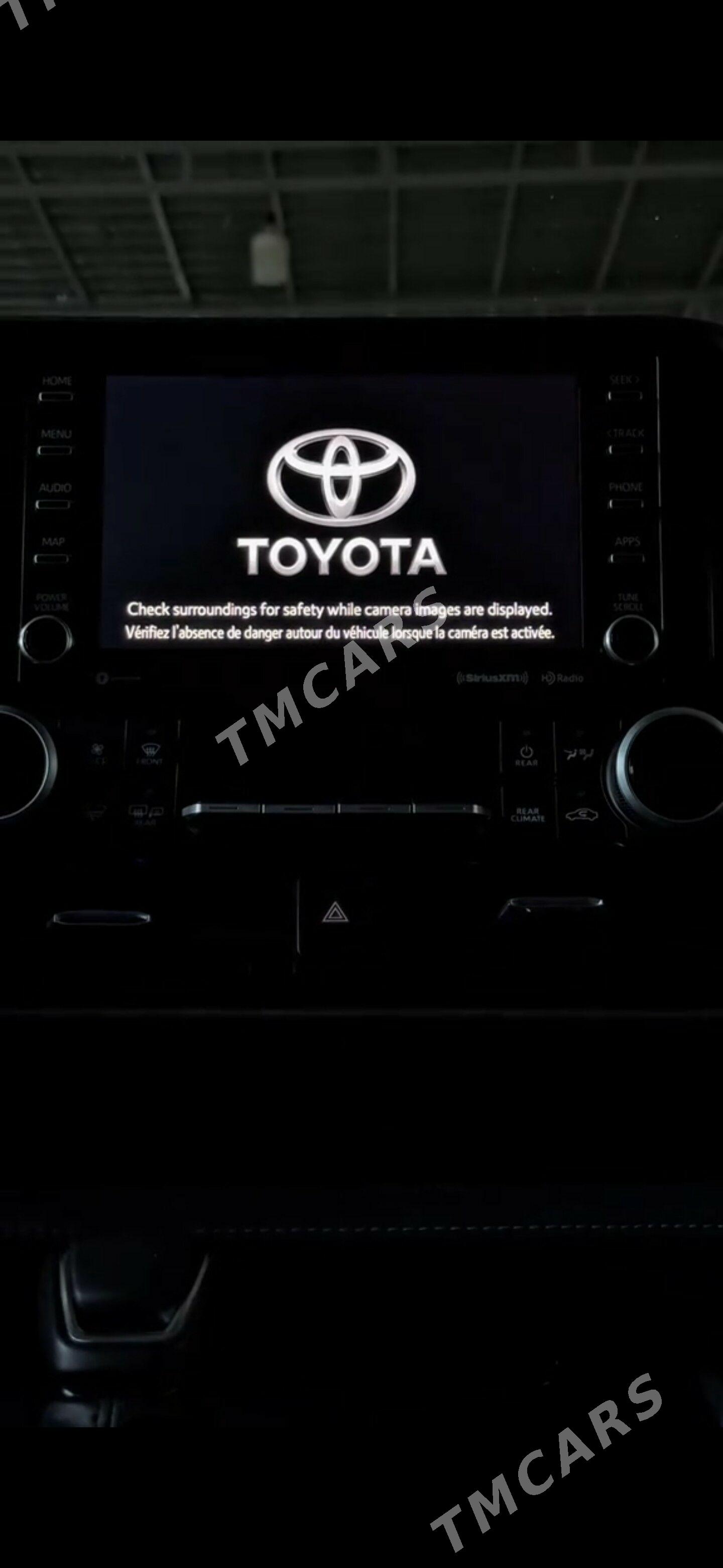 Toyota Highlander 2022 - 600 000 TMT - Ашхабад - img 8