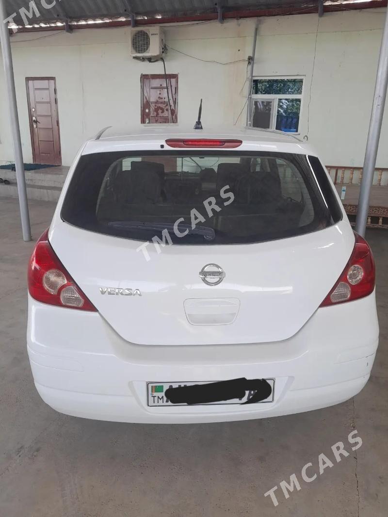 Nissan Versa 2010 - 119 000 TMT - Kaka - img 4
