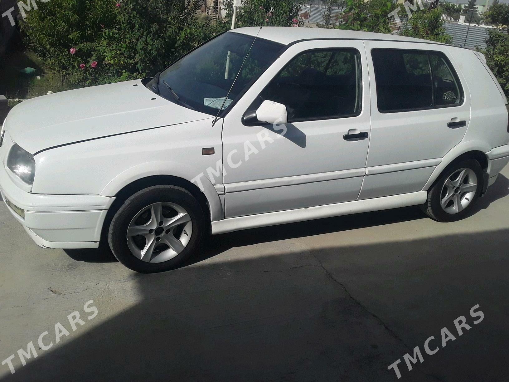 Volkswagen Golf 1995 - 30 000 TMT - Büzmeýin - img 3