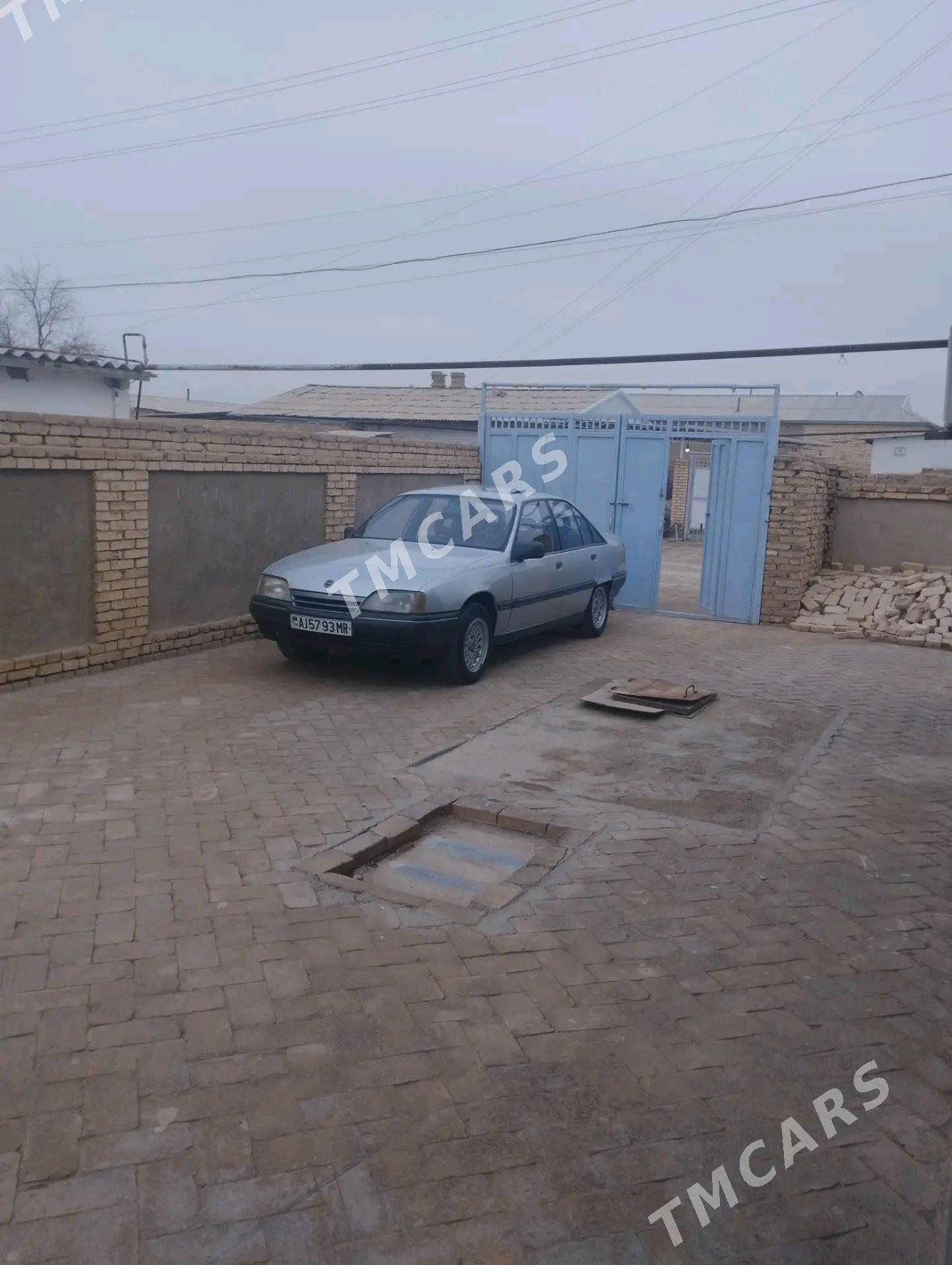 Opel Omega 1991 - 35 000 TMT - Baýramaly - img 3