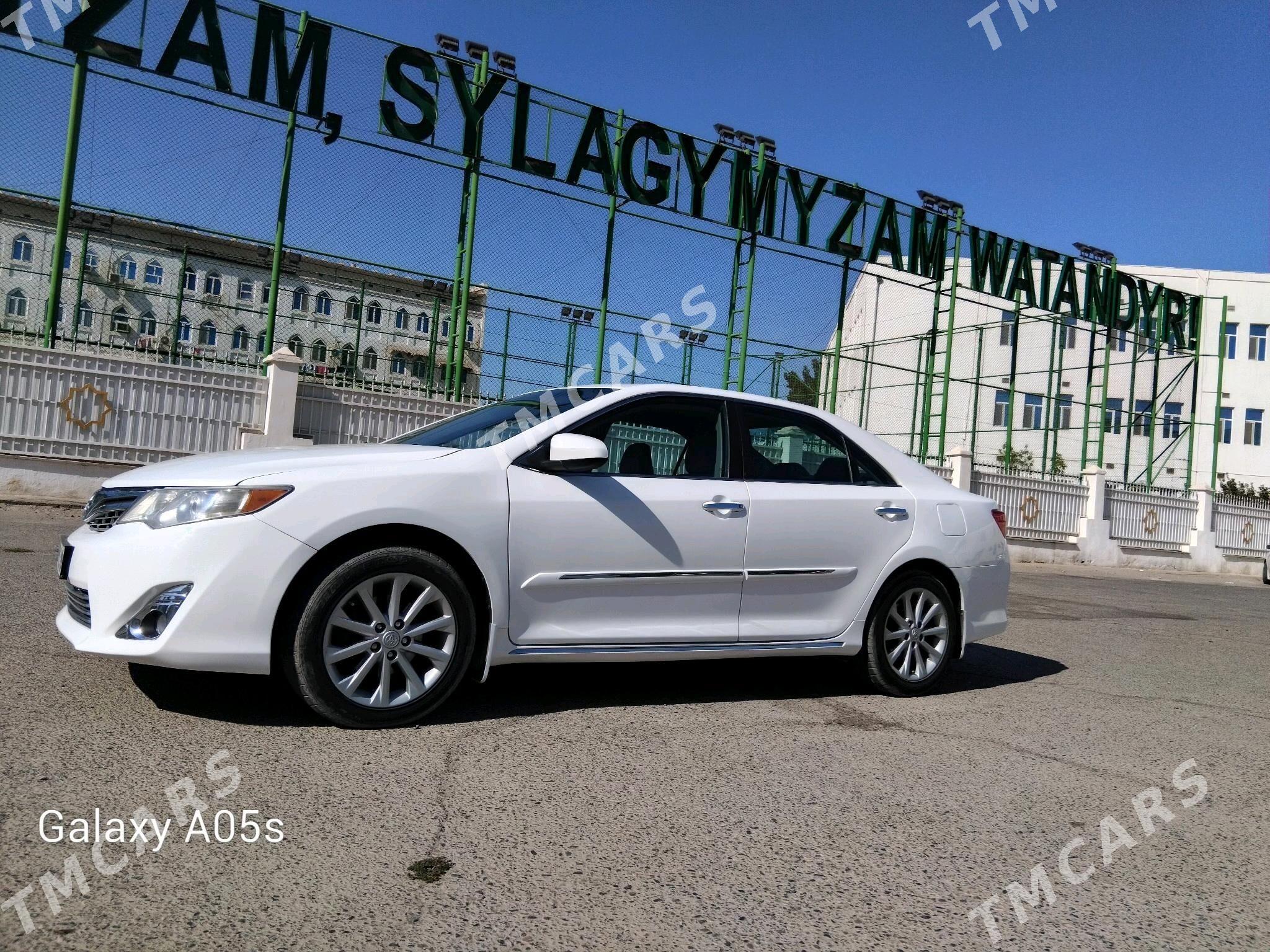 Toyota Camry 2013 - 190 000 TMT - Mary - img 2