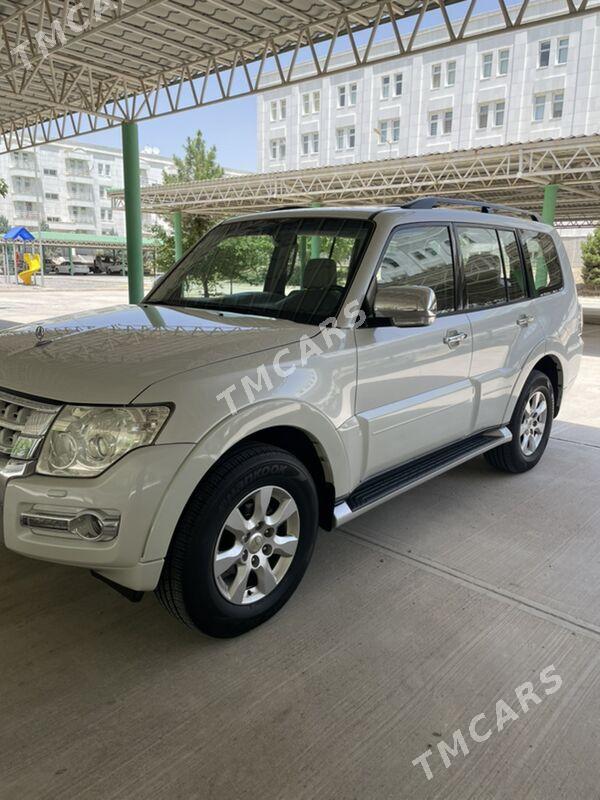 Mitsubishi Pajero 2015 - 320 000 TMT - Ашхабад - img 1