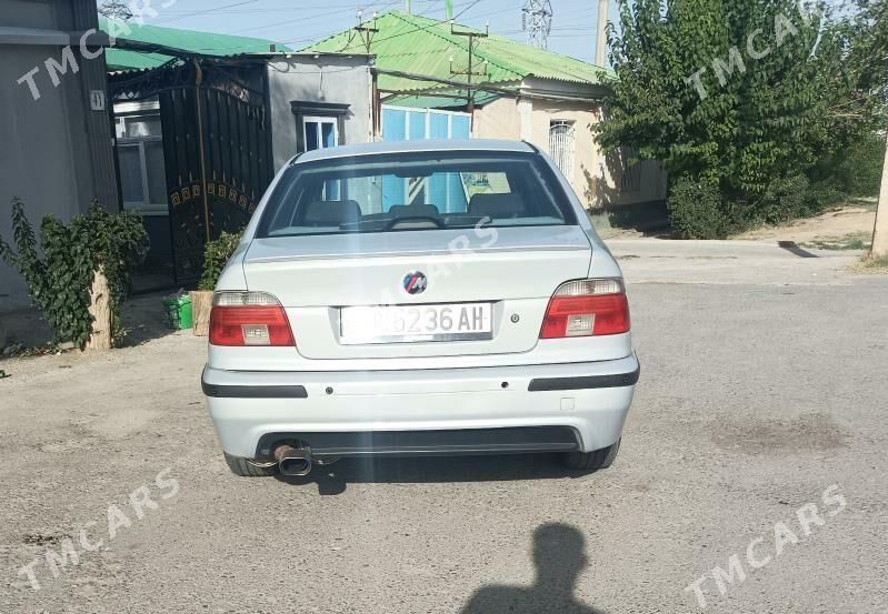 BMW E39 2000 - 90 000 TMT - Hitrowka - img 6