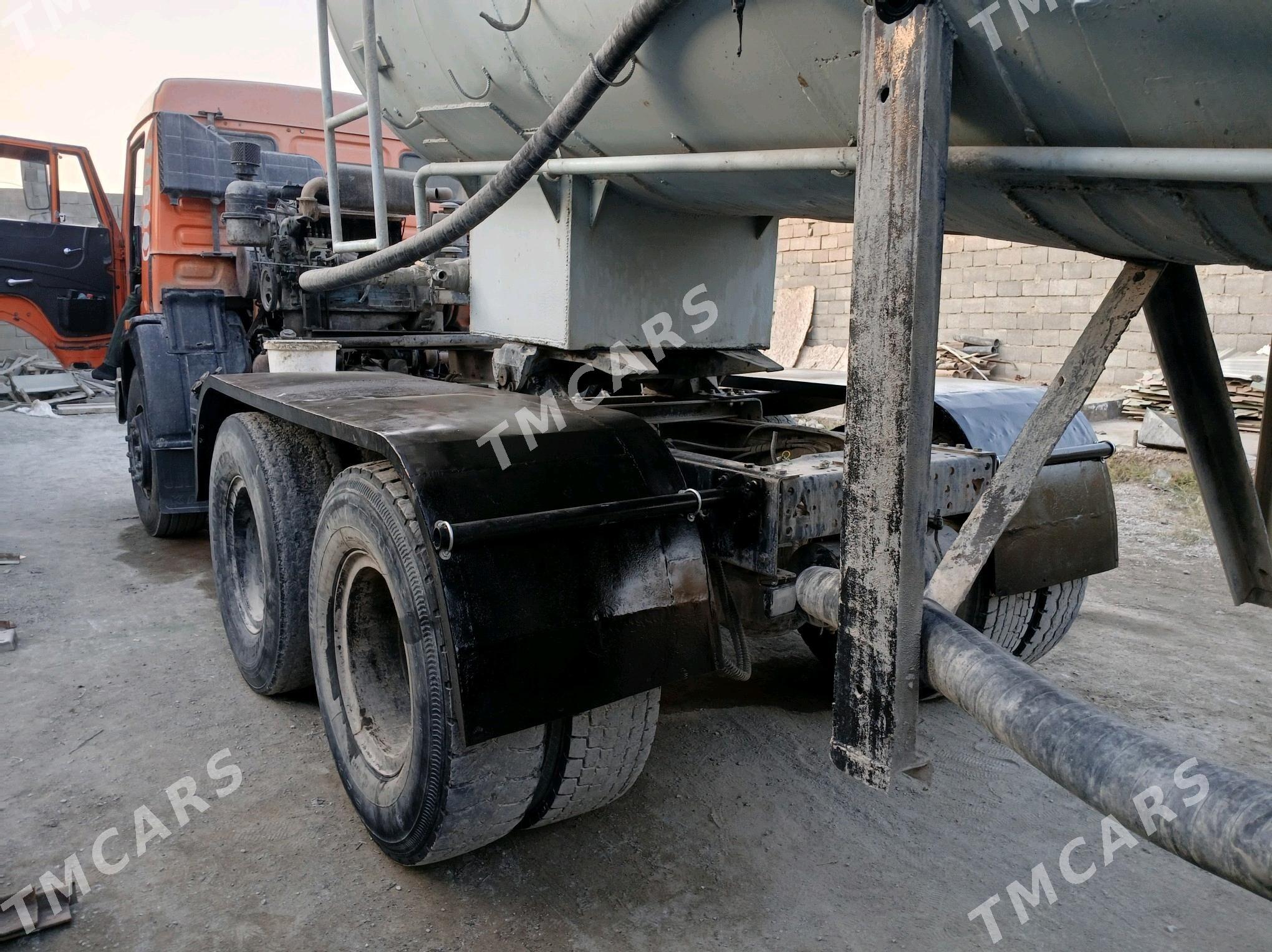 Kamaz Euro 3 2009 - 320 000 TMT - Gökdepe - img 3