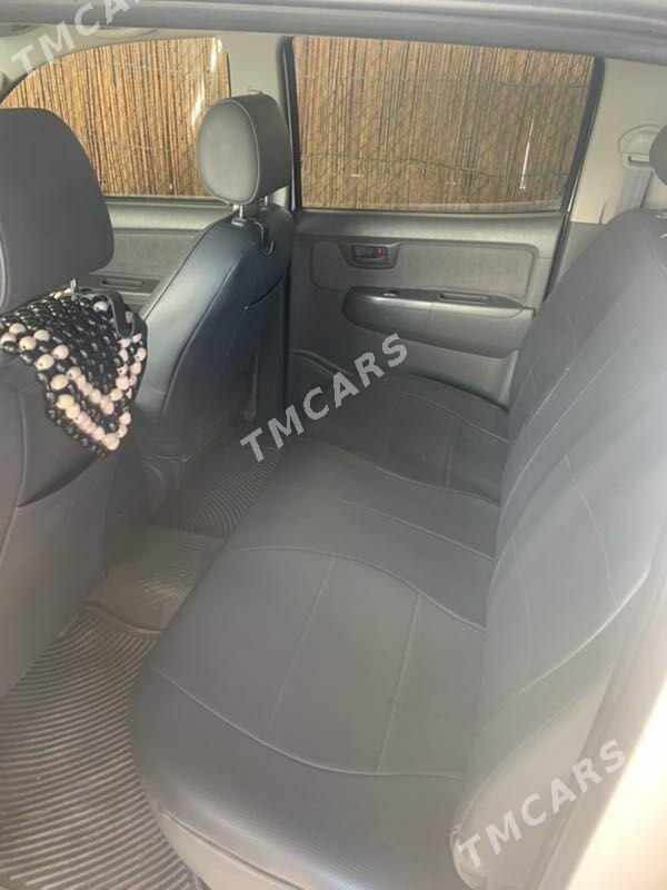Toyota Hilux 2015 - 375 000 TMT - Hazar - img 2