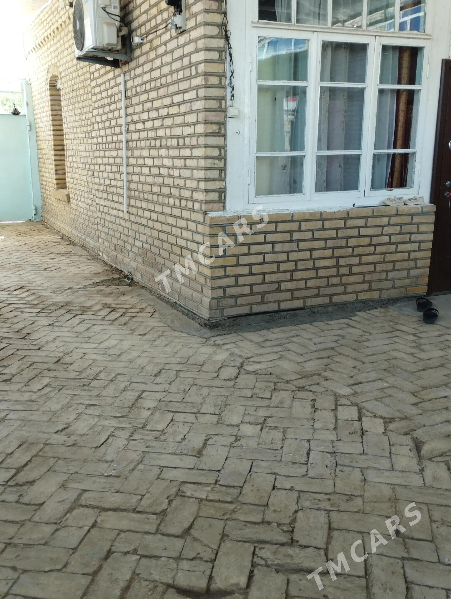 плановый дом - Ёлётен - img 10