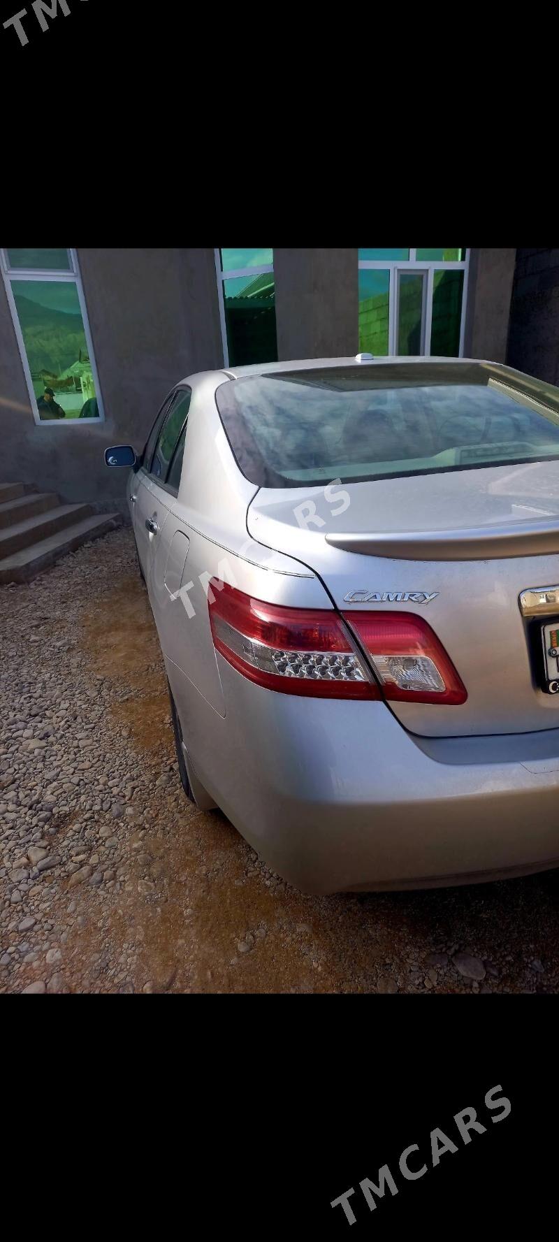 Toyota Camry 2010 - 220 000 TMT - Balkanabat - img 2