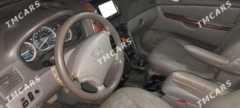 Toyota Sienna 2004 - 170 000 TMT - Эсенгулы - img 3