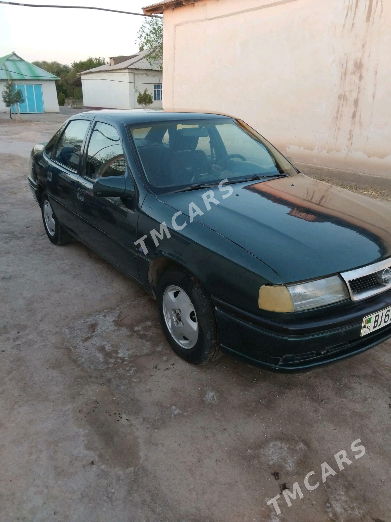 Opel Vectra 1994 - 32 000 TMT - Болдумсаз - img 3