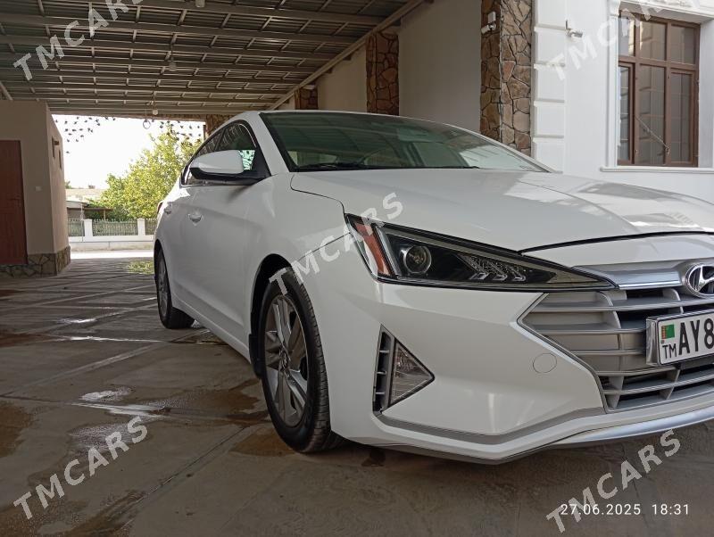 Hyundai Elantra 2020 - 180 000 TMT - Aşgabat - img 4