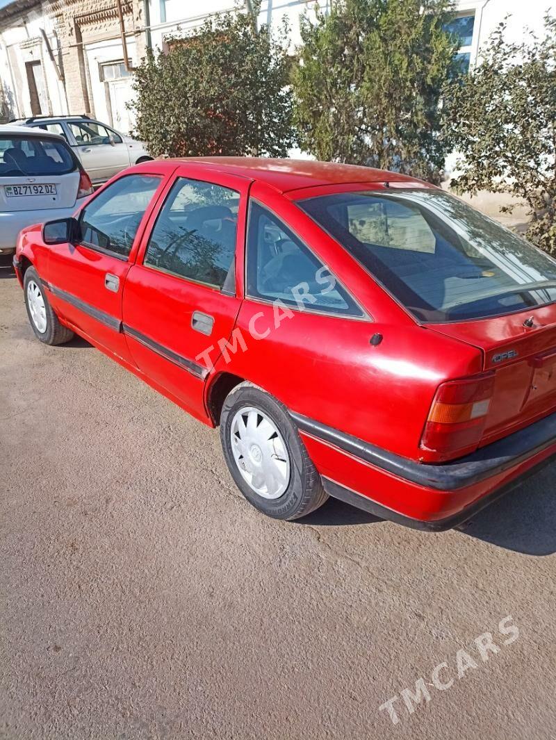 Opel Vectra 1992 - 18 000 TMT - Daşoguz - img 3