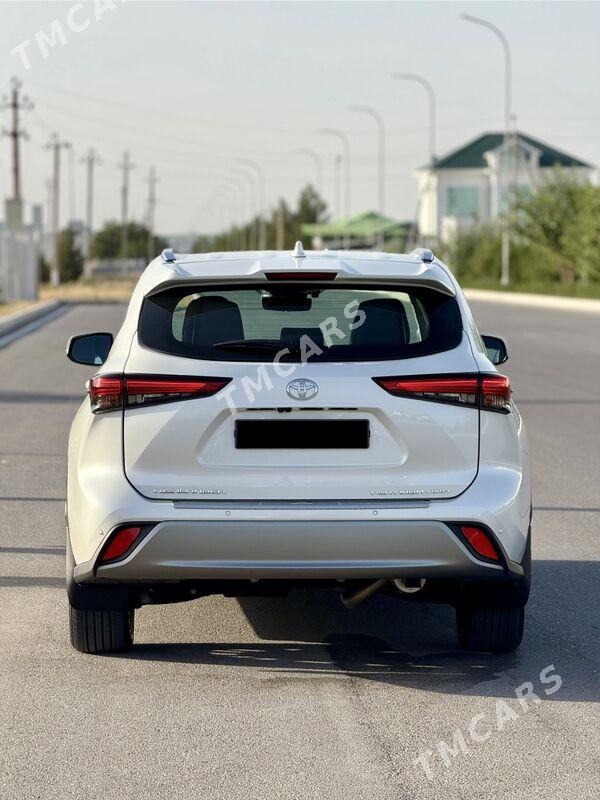 Toyota Highlander 2022 - 635 000 TMT - Aşgabat - img 9