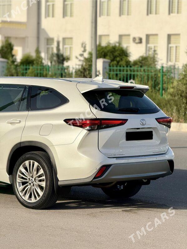 Toyota Highlander 2022 - 635 000 TMT - Aşgabat - img 2