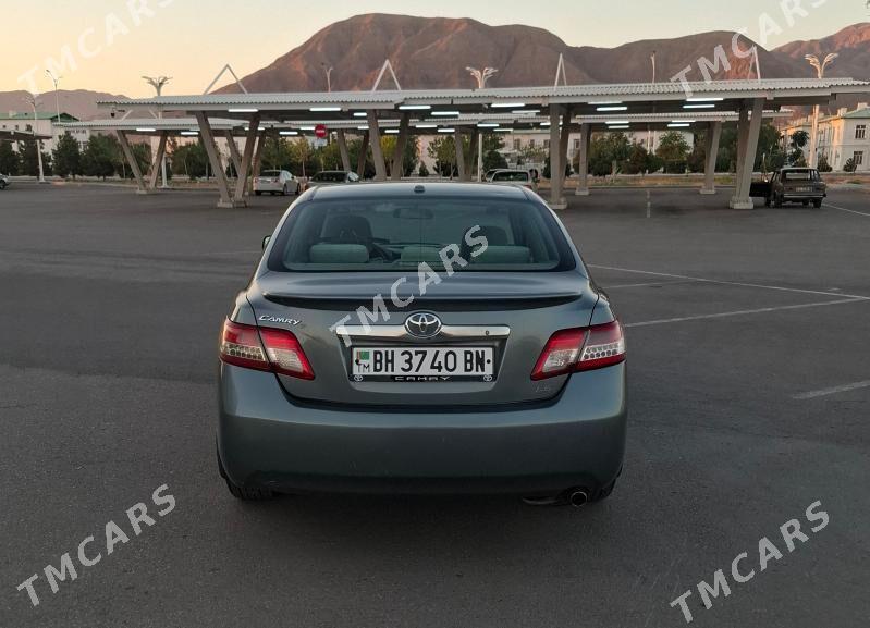 Toyota Camry 2010 - 185 000 TMT - Балканабат - img 4