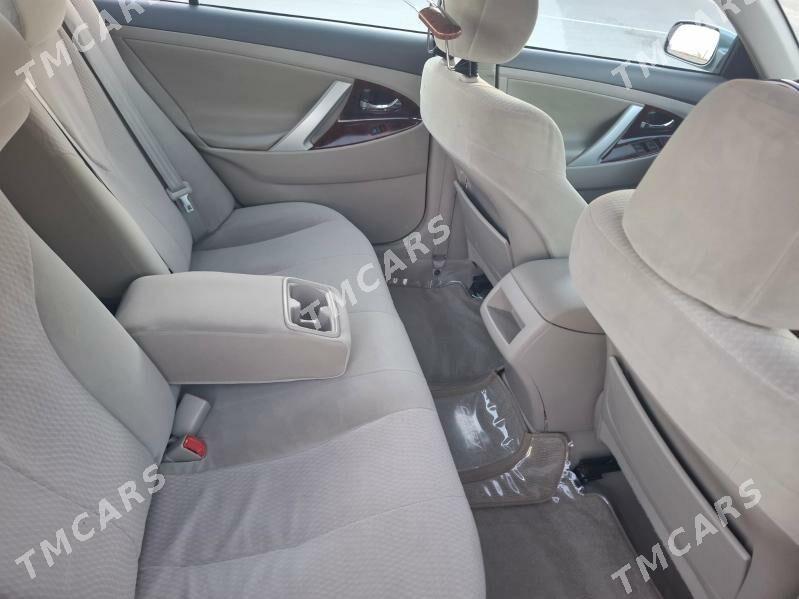 Toyota Camry 2010 - 185 000 TMT - Балканабат - img 2