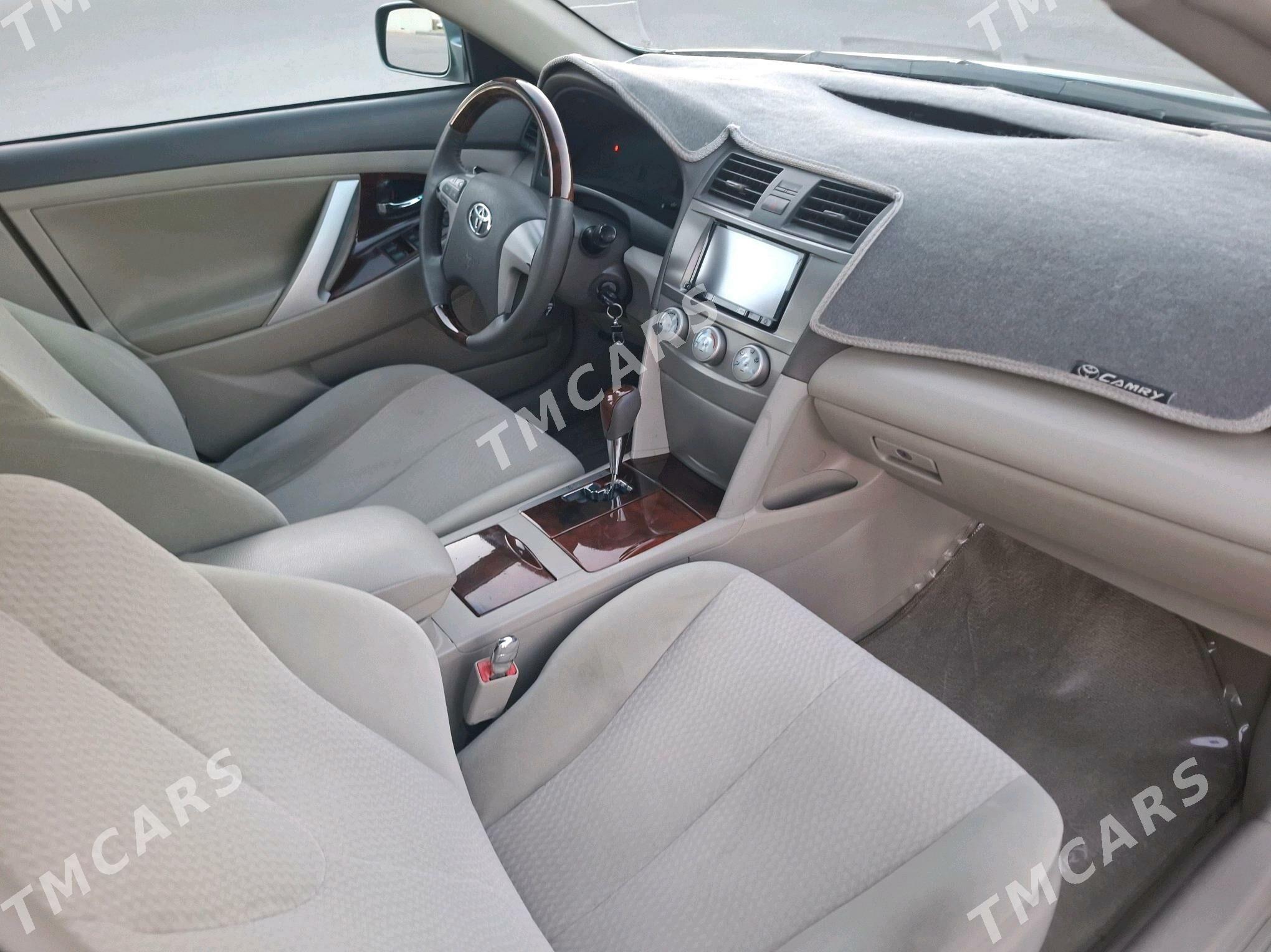 Toyota Camry 2010 - 185 000 TMT - Балканабат - img 7