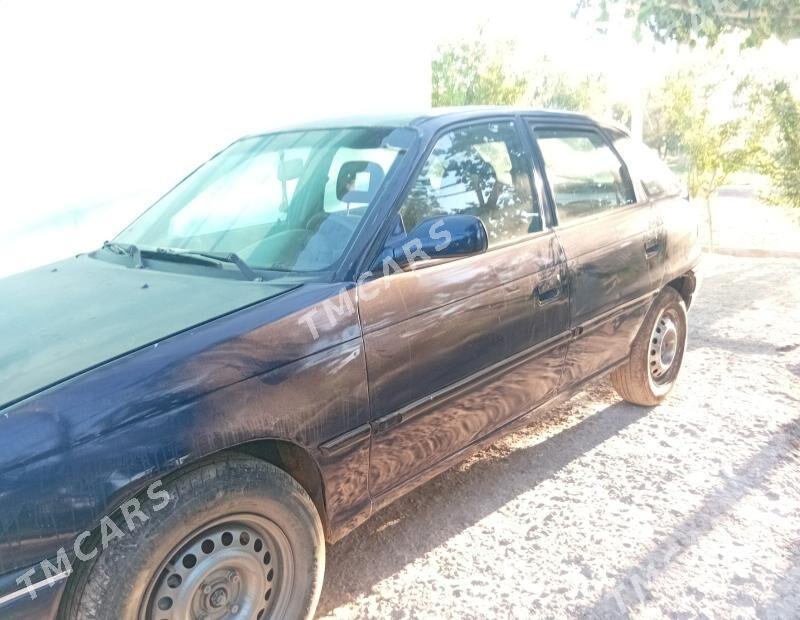 Opel Astra 1995 - 30 000 TMT - Губадаг - img 3