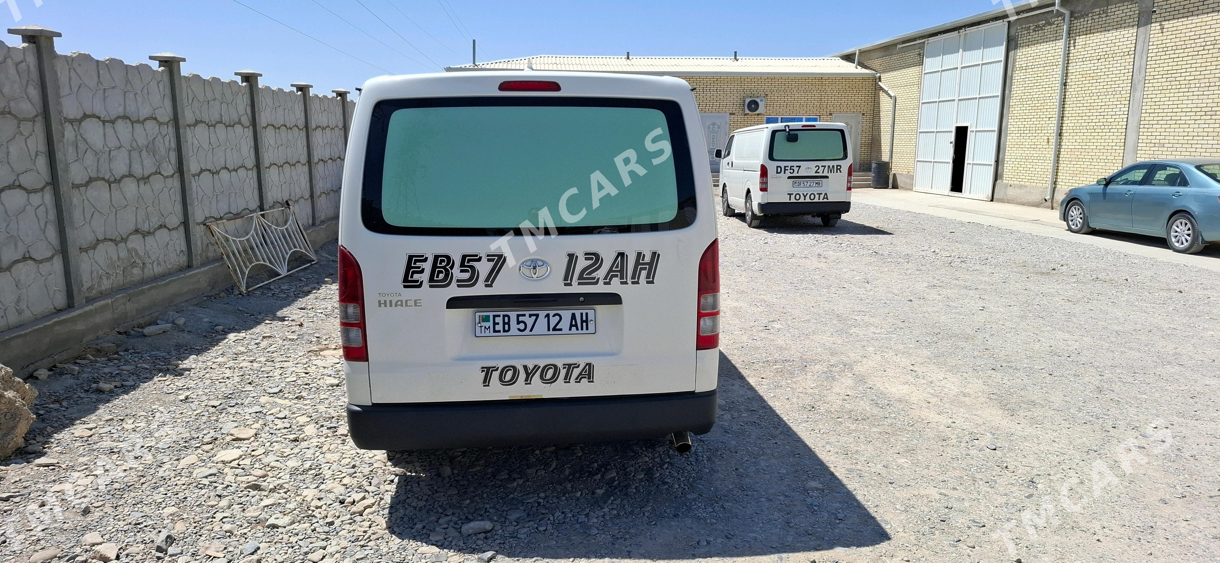 Toyota Hiace 2011 - 280 000 TMT - Mary - img 4