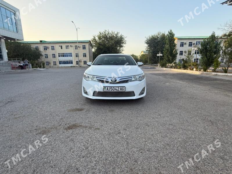 Toyota Camry 2013 - 220 000 TMT - Hitrowka - img 6