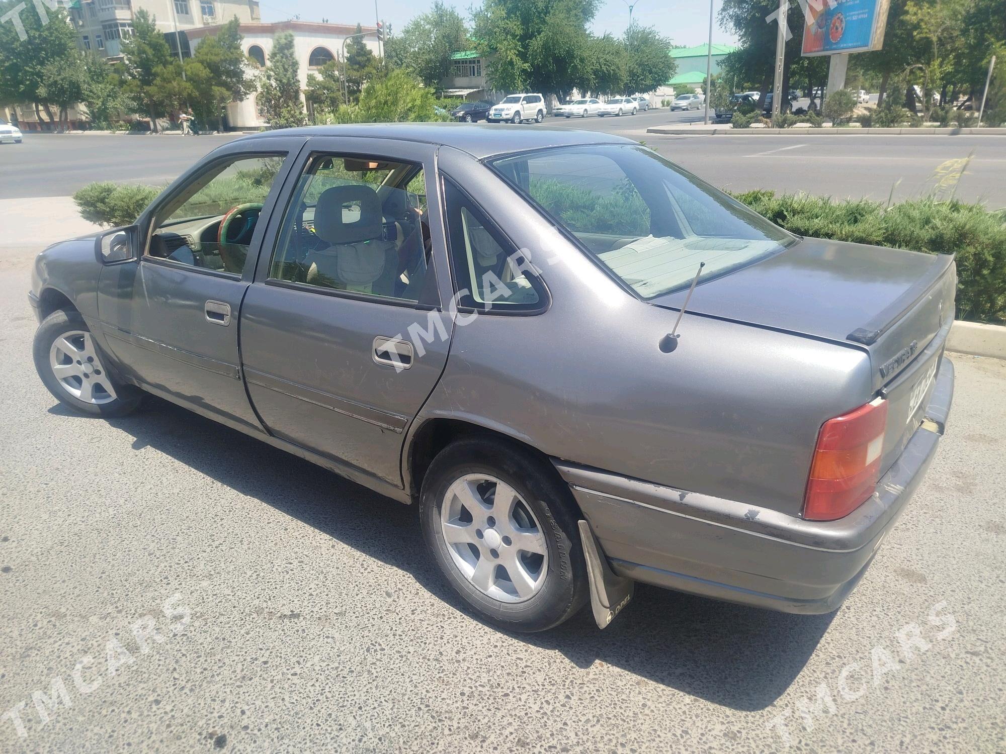 Opel Vectra 1989 - 21 000 TMT - Wekilbazar - img 2