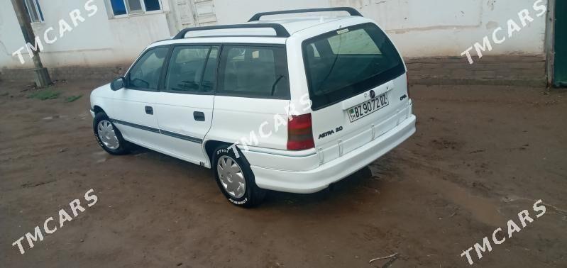 Opel Astra 1994 - 31 000 TMT - Шабатский этрап - img 5