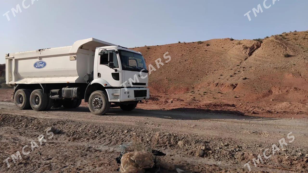 Ford Cargo 3535D 2009 - 530 000 TMT - Kerki - img 2