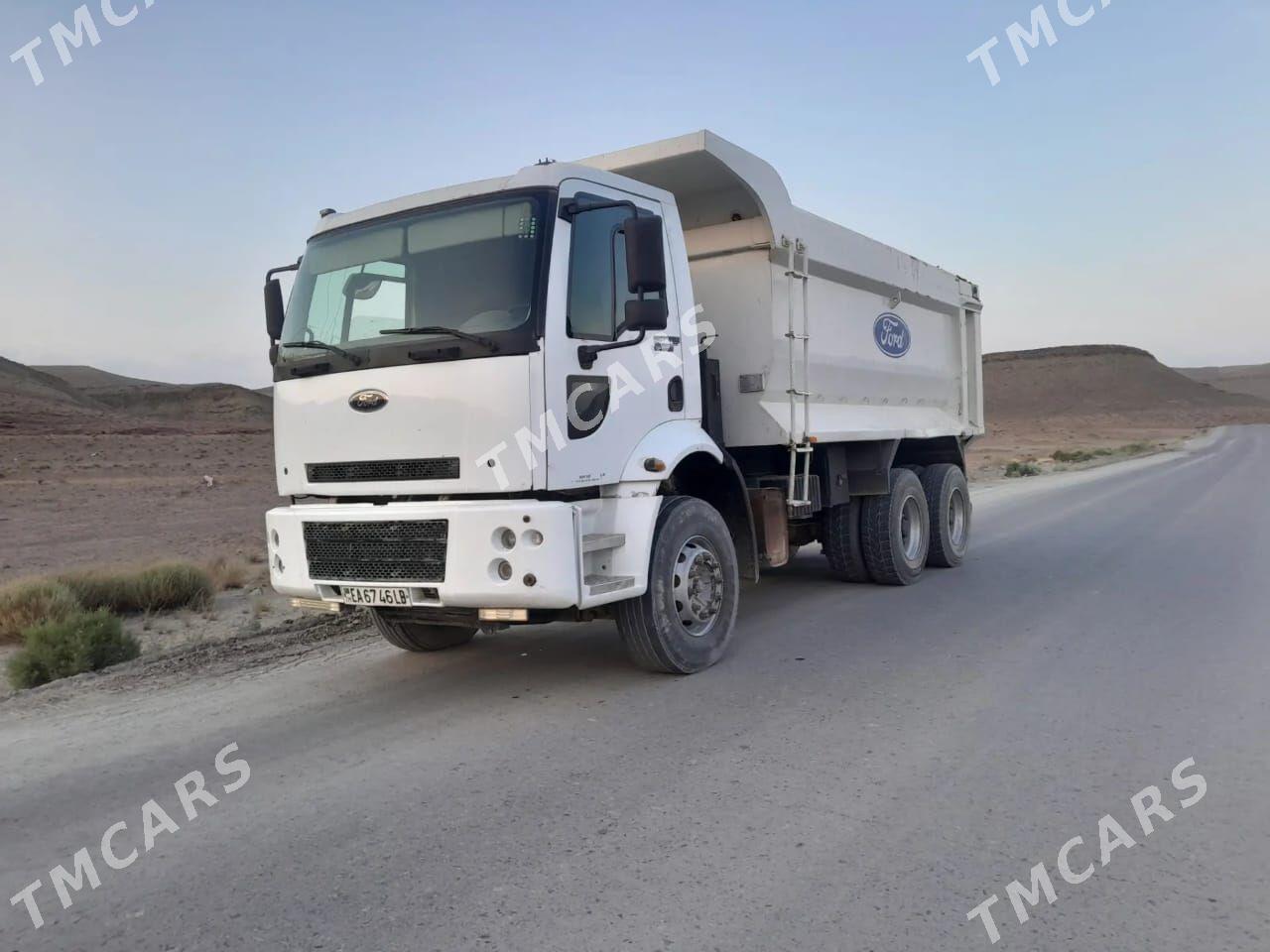 Ford Cargo 3535D 2009 - 530 000 TMT - Kerki - img 3