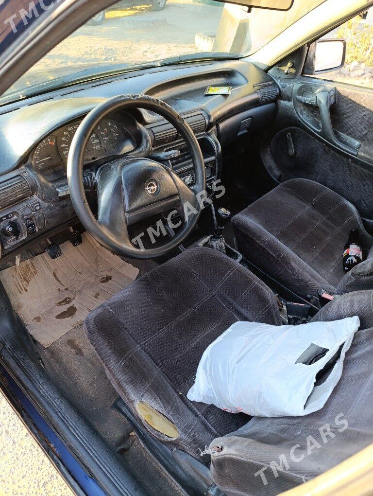 Opel Astra 1993 - 22 000 TMT - Болдумсаз - img 5