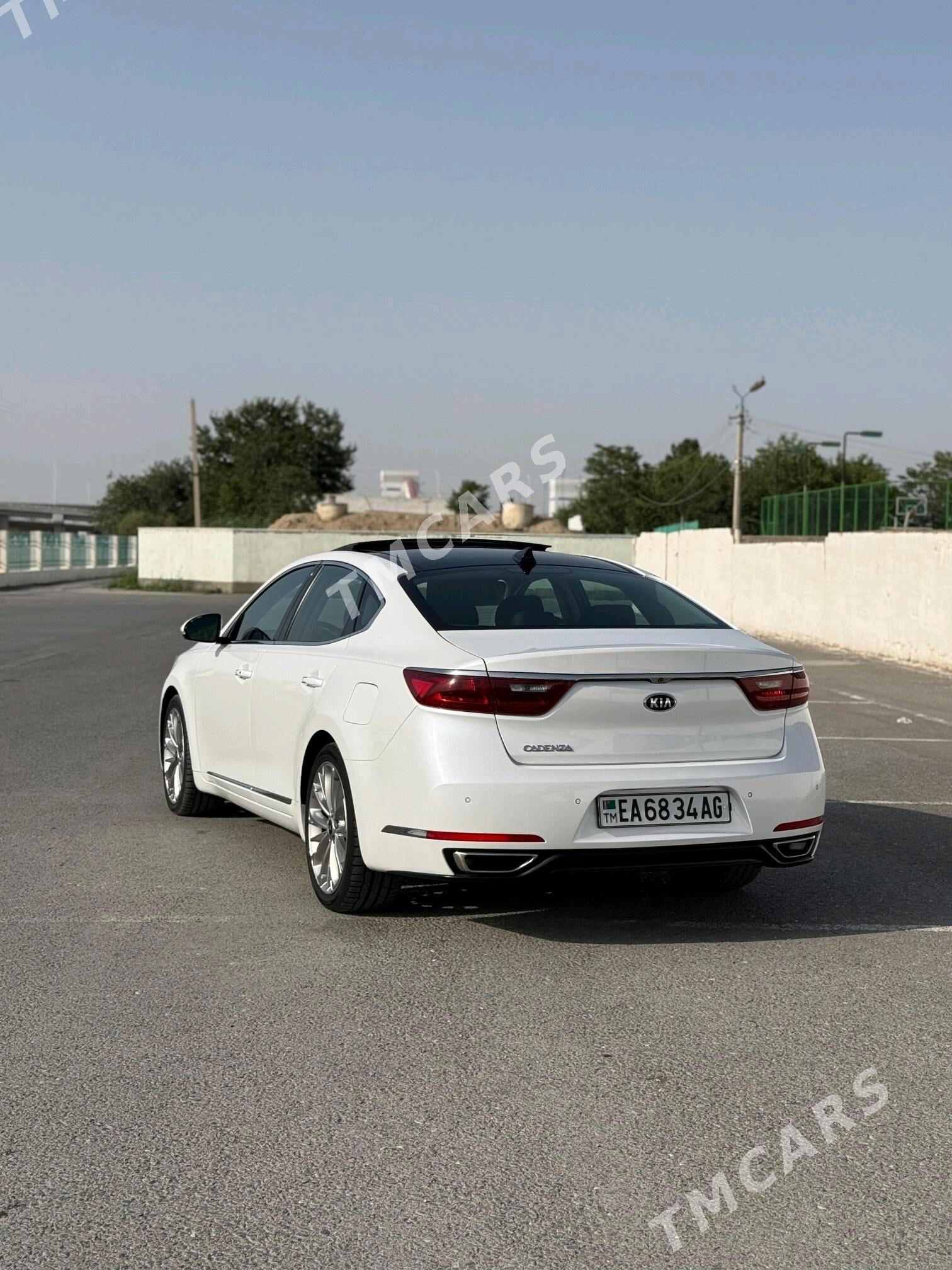 Kia Cadenza 2017 - 273 000 TMT - Ашхабад - img 8