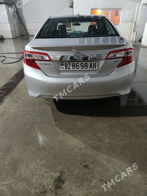 Toyota Camry 2014 - 220 000 TMT - 11 mkr - img 2