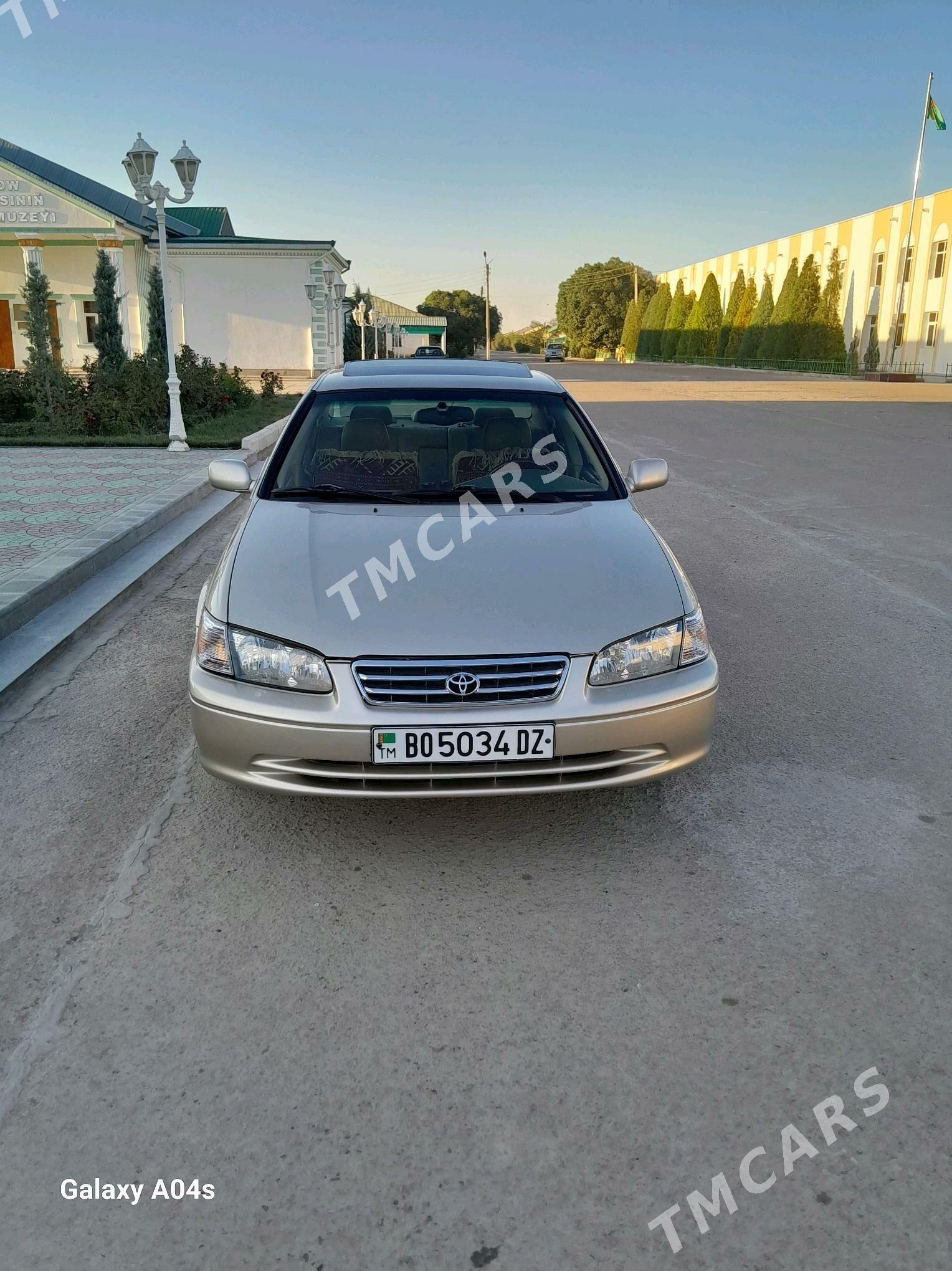Toyota Camry 2001 - 175 000 TMT - Şabat etr. - img 6