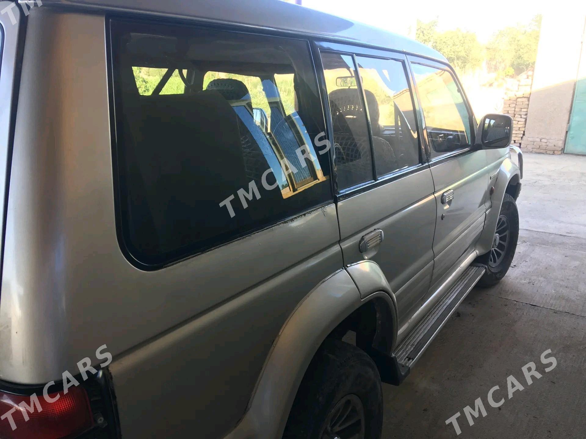 Mitsubishi Pajero 1992 - 41 000 TMT - Акдепе - img 4