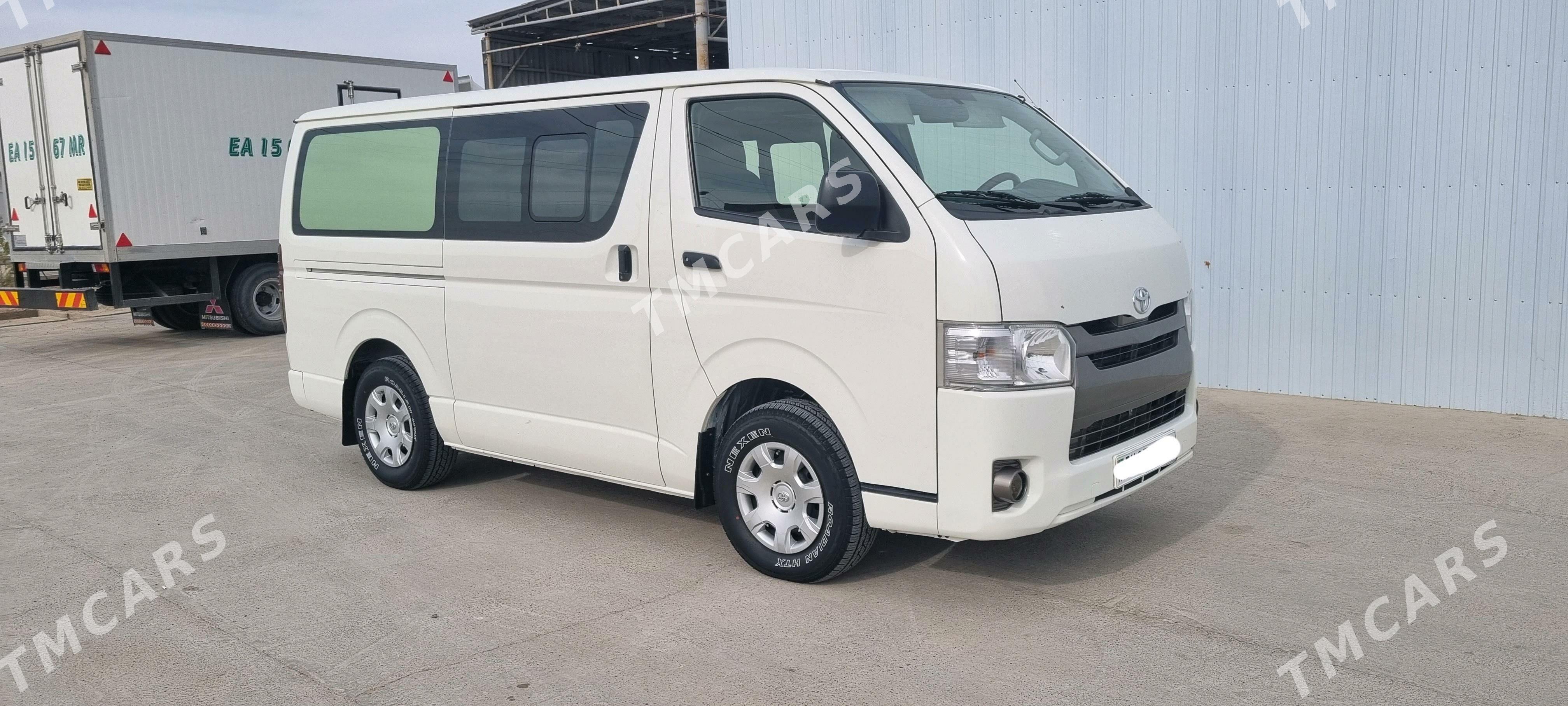 Toyota Hiace 2015 - 395 000 TMT - Mary - img 5