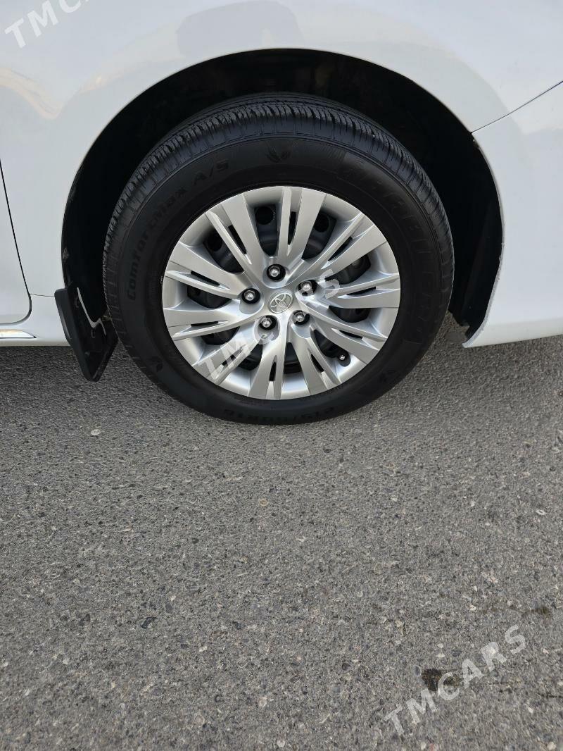 Toyota Camry 2012 - 214 000 TMT - Ашхабад - img 9