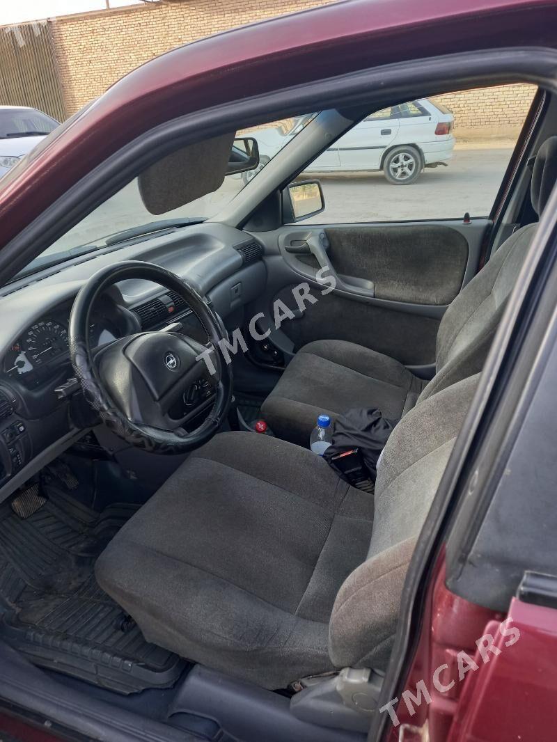Opel Astra 1994 - 50 000 TMT - Дашогуз - img 2
