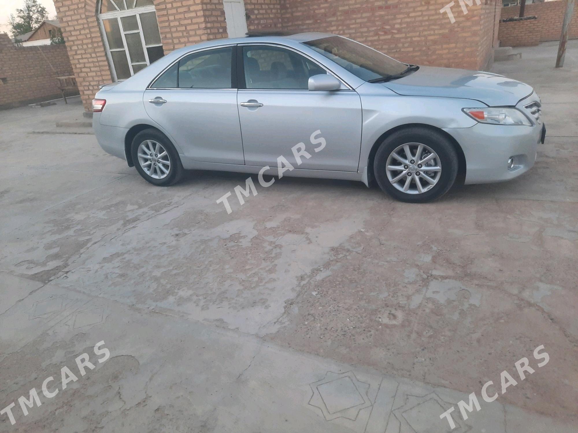 Toyota Camry 2010 - 155 000 TMT - Серахс - img 4