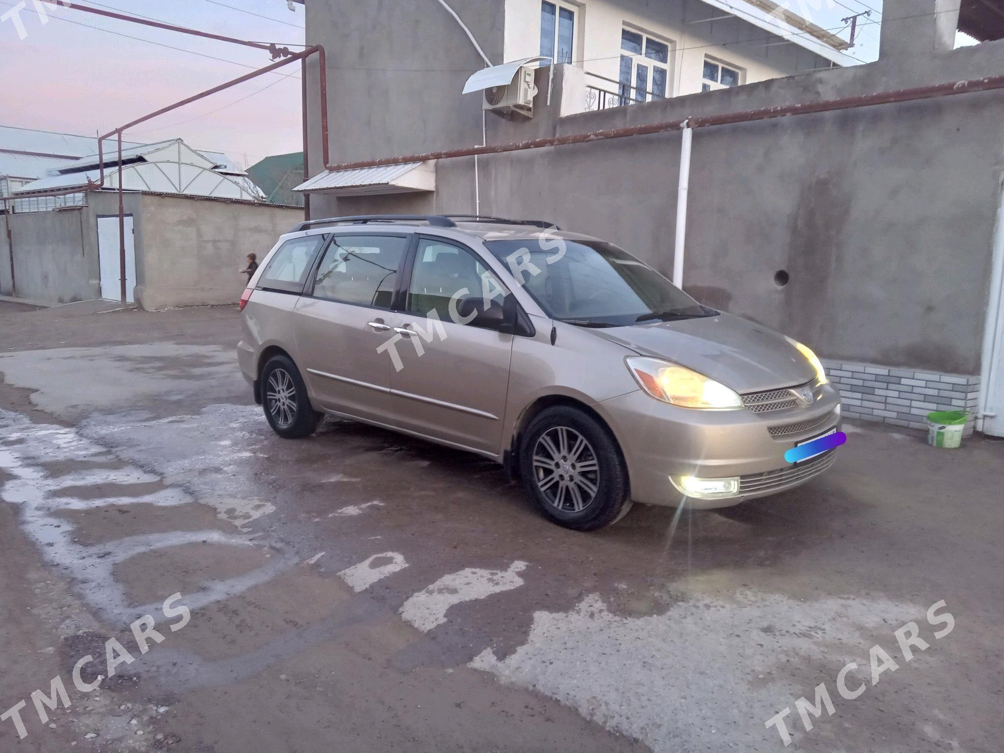 Toyota Sienna 2004 - 200 000 TMT - Magdanly - img 3