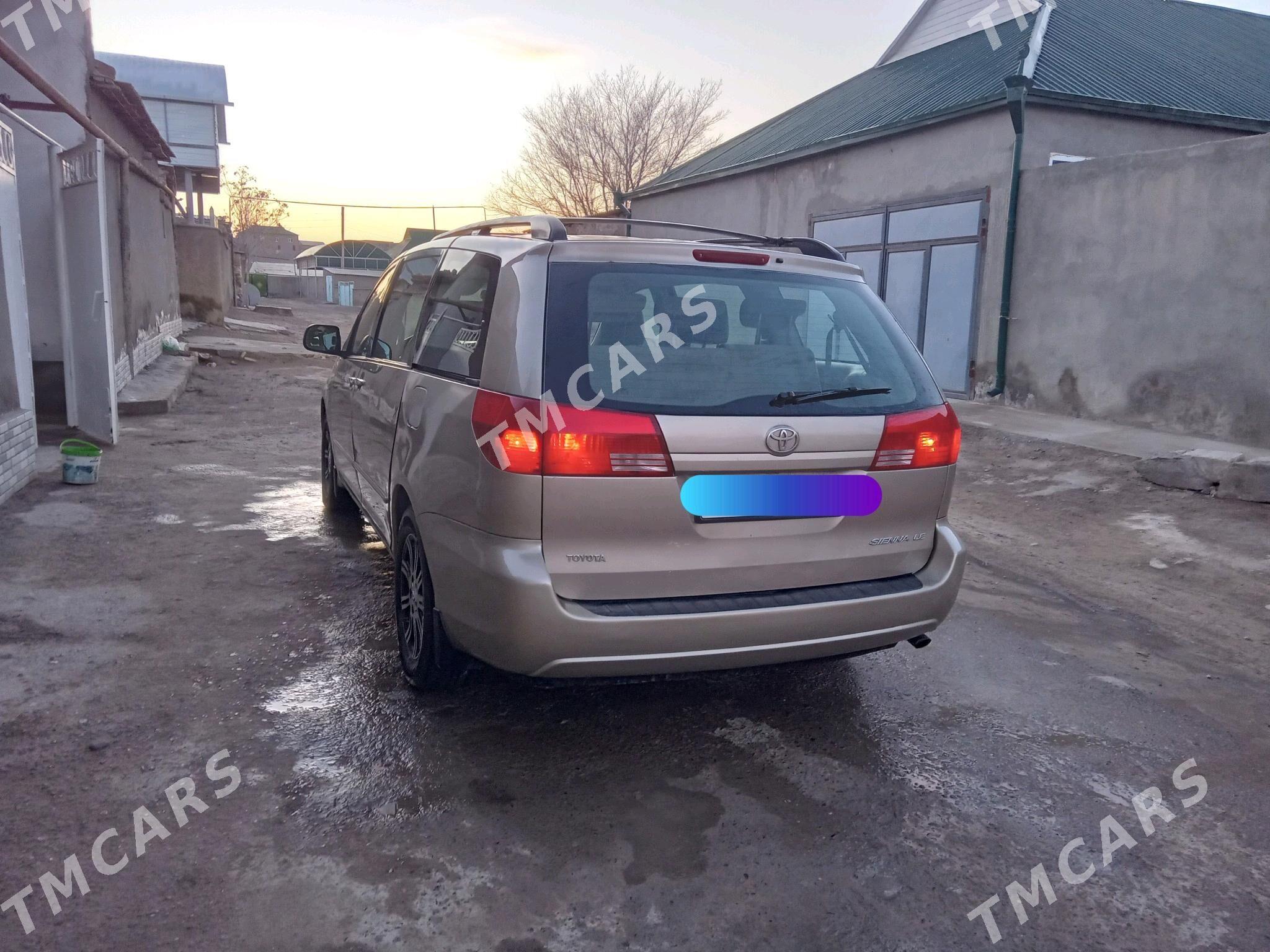 Toyota Sienna 2004 - 200 000 TMT - Magdanly - img 8