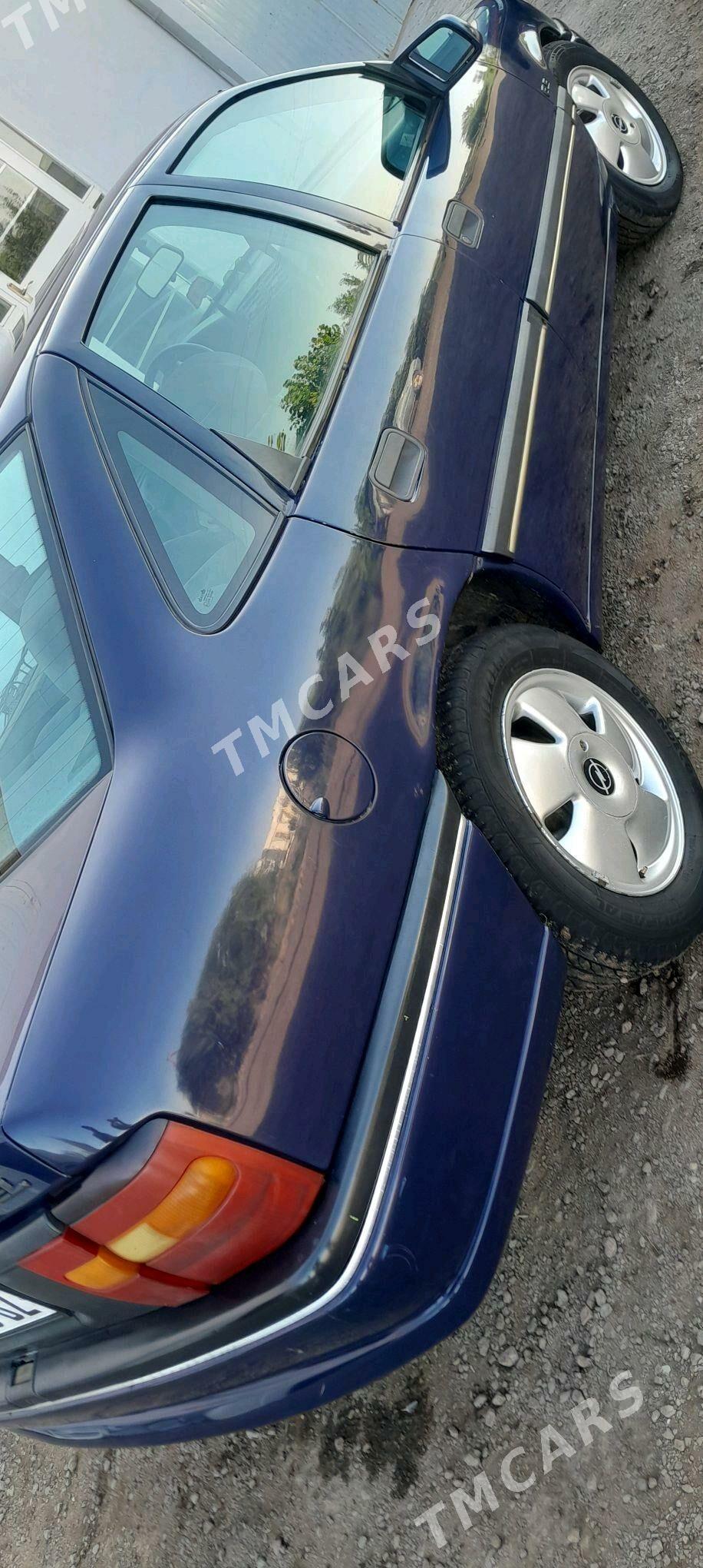 Opel Vectra 1994 - 37 000 TMT - Гороглы (Тагта) - img 5