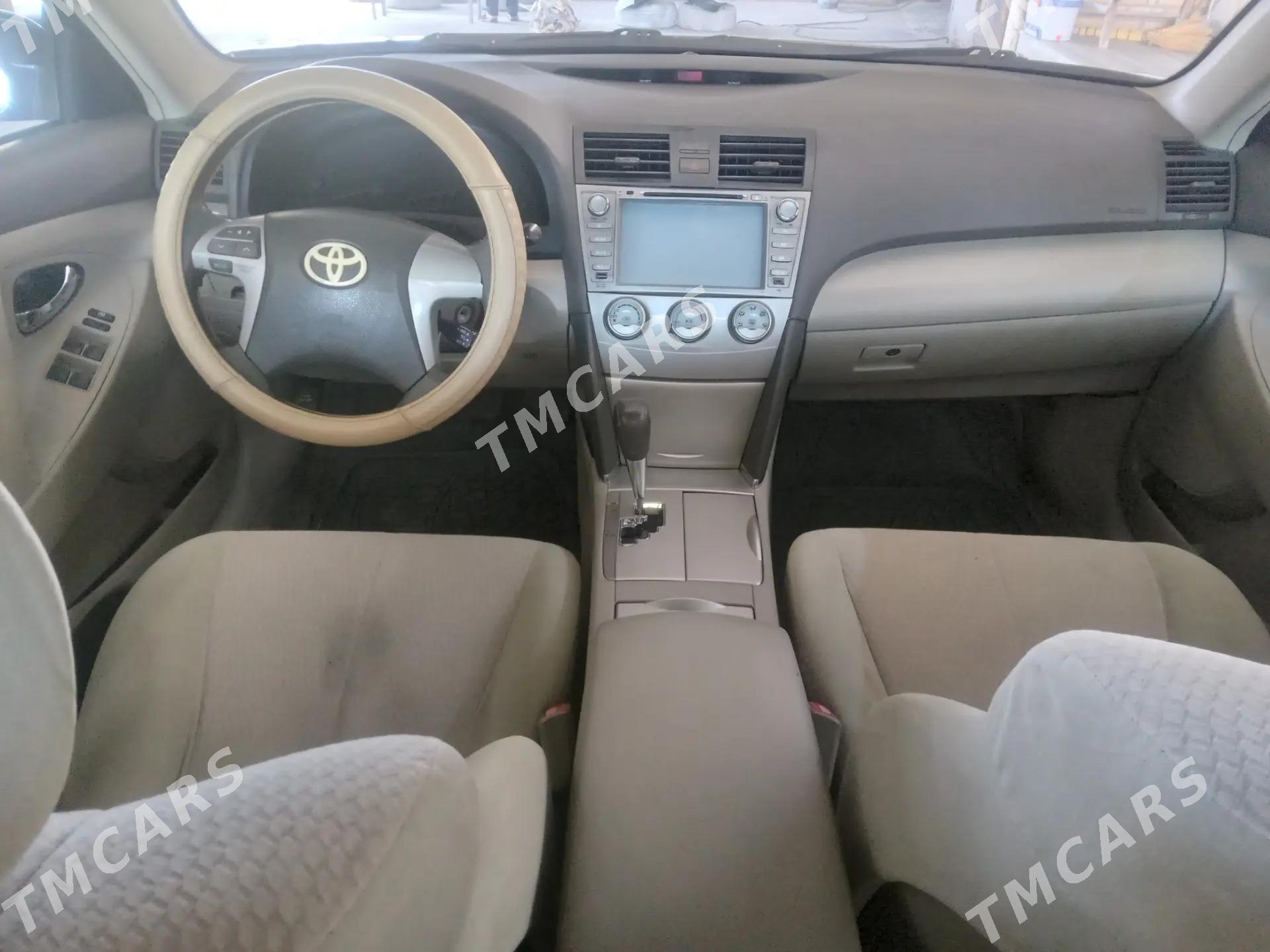 Toyota Camry 2010 - 170 000 TMT - Mary - img 2