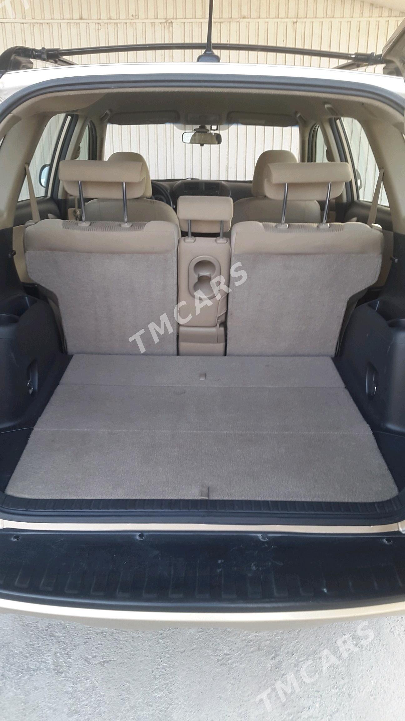 Toyota RAV4 2010 - 200 000 TMT - Gagarin köç, köne Howa menzili - img 2