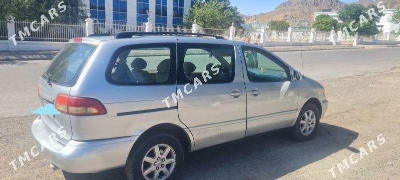 Toyota Sienna 2002 - 140 000 TMT - Türkmenbaşy - img 3