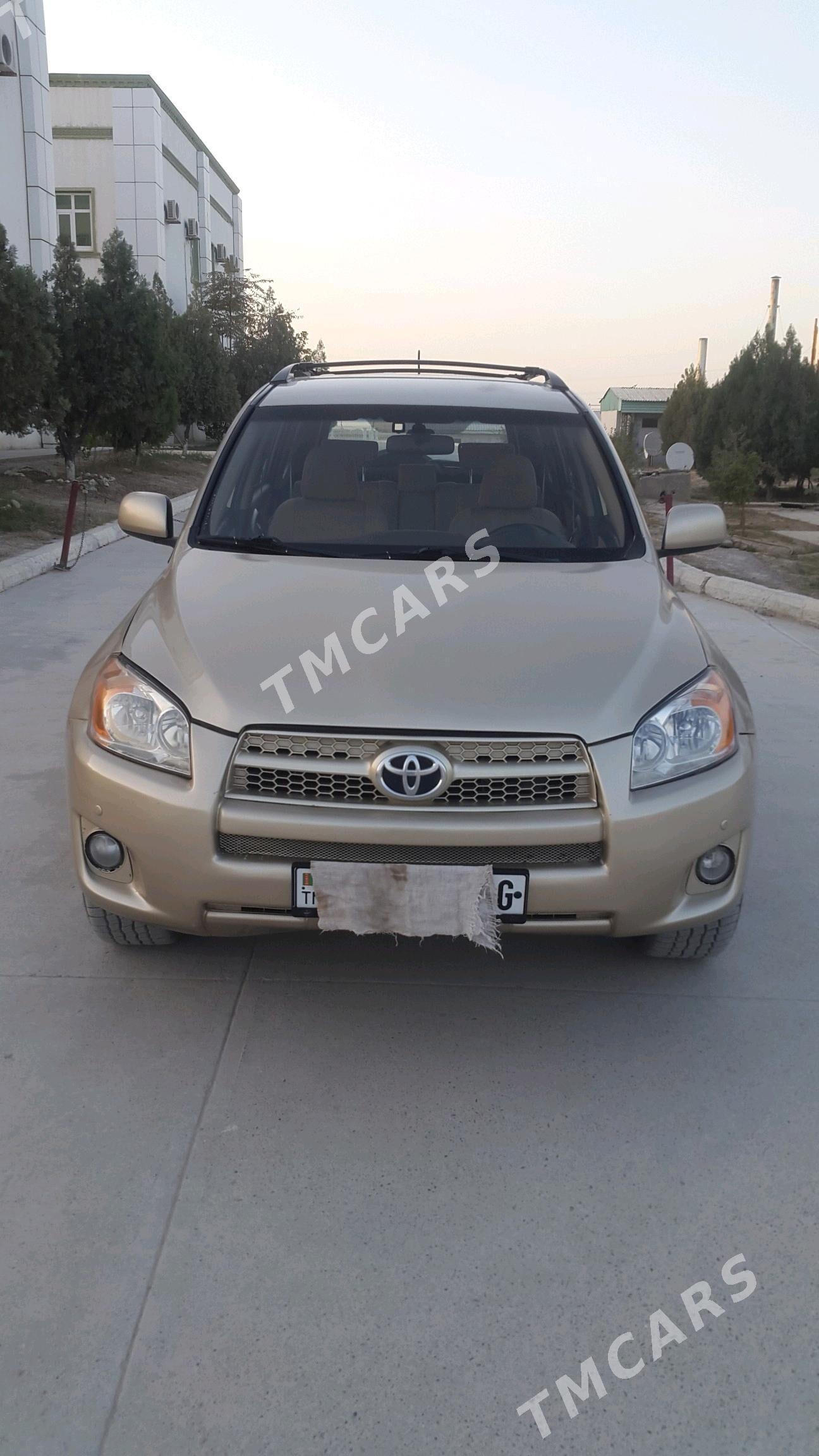 Toyota RAV4 2010 - 200 000 TMT - Gagarin köç, köne Howa menzili - img 7