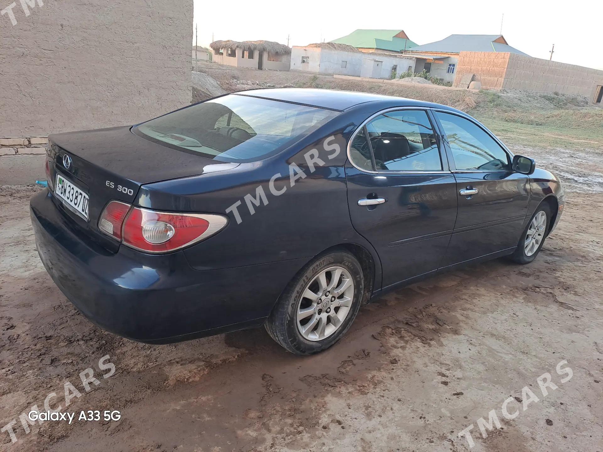 Lexus ES 300 2002 - 130 000 TMT - Гурбансолтан Едже - img 2