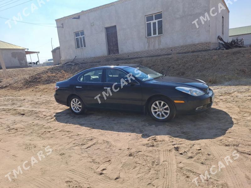 Lexus ES 300 2002 - 130 000 TMT - Гурбансолтан Едже - img 4