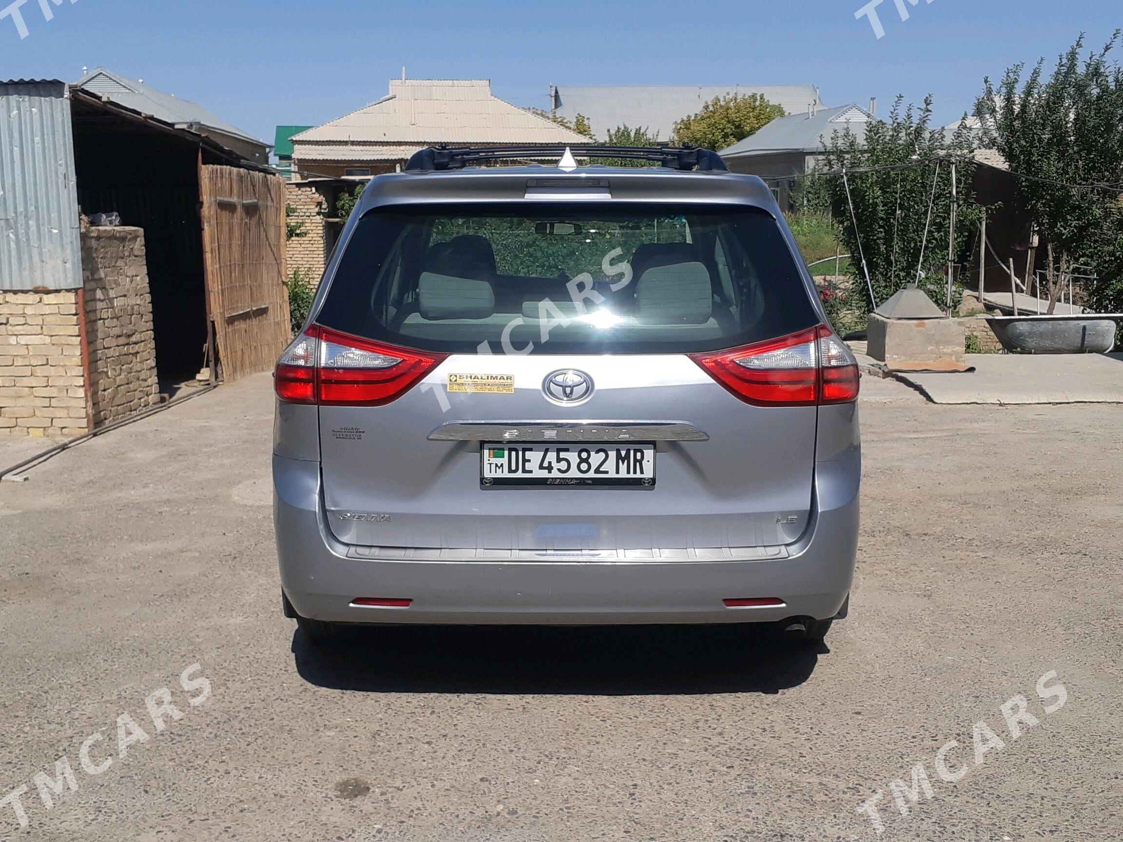 Toyota Sienna 2015 - 320 000 TMT - Мары - img 9