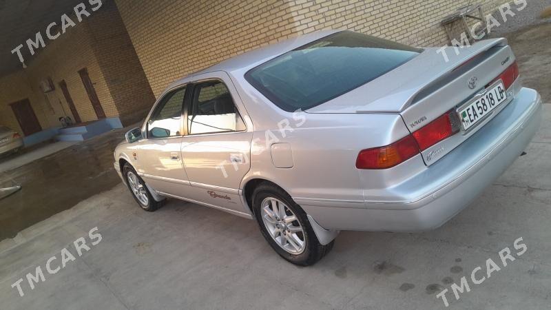Toyota Camry 2001 - 175 000 TMT - Халач - img 8