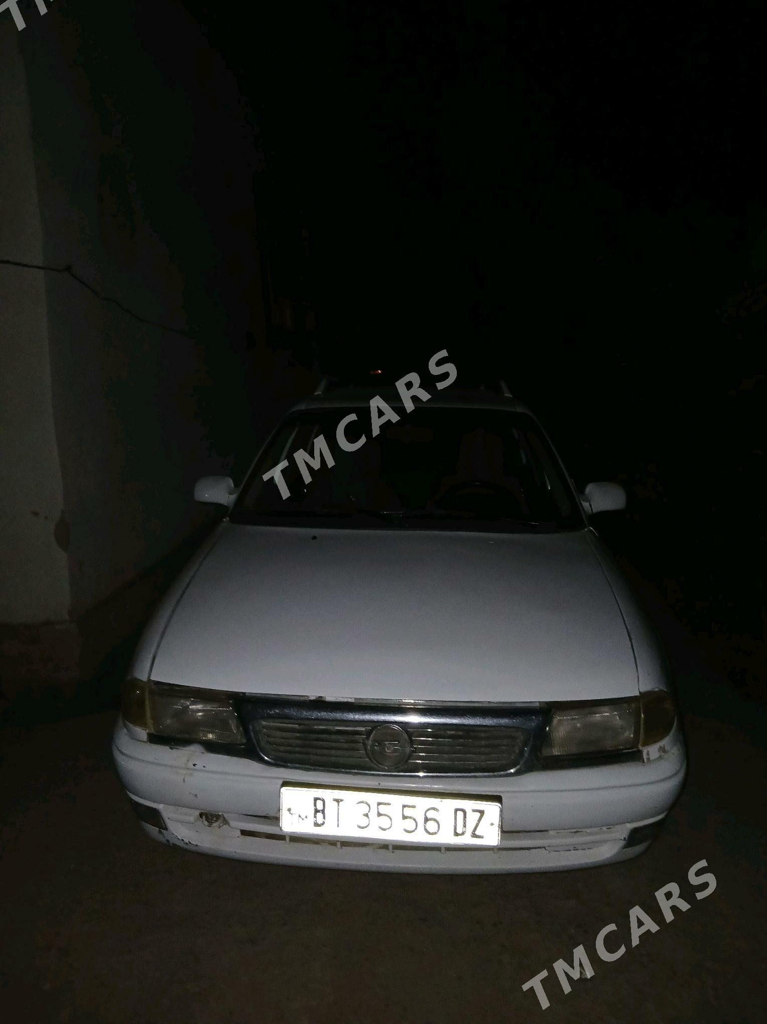 Opel Astra 1996 - 40 000 TMT - Губадаг - img 3